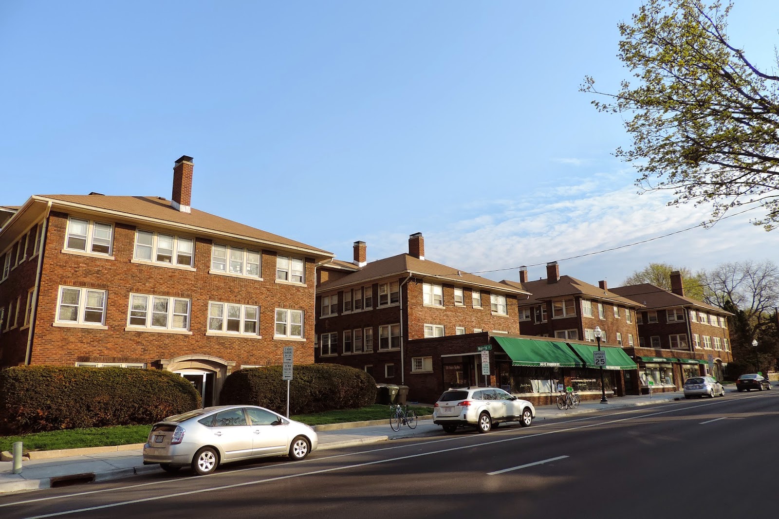 Retiring Guy's Digest A Madison Classic Norris Court Apartments
